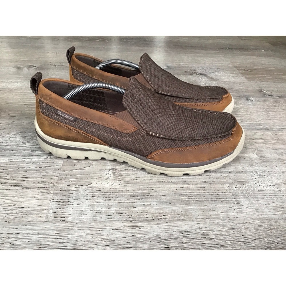SKECHERS Mens Size 12 3E Relaxed Extra Wide Fit Superior Milford slip-ons 64365